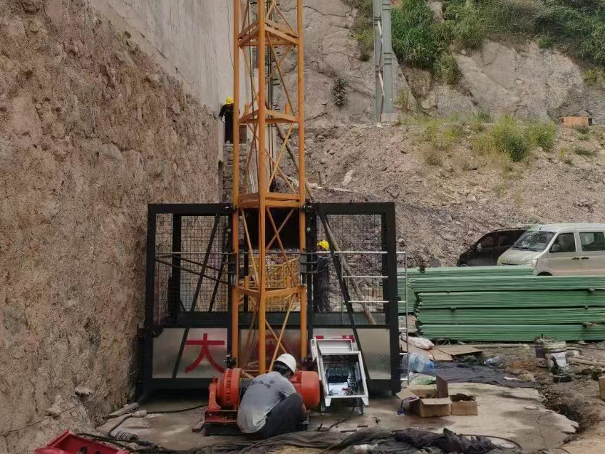 SS120物料提升機的安裝步驟 SS120物料提升機的安裝步驟