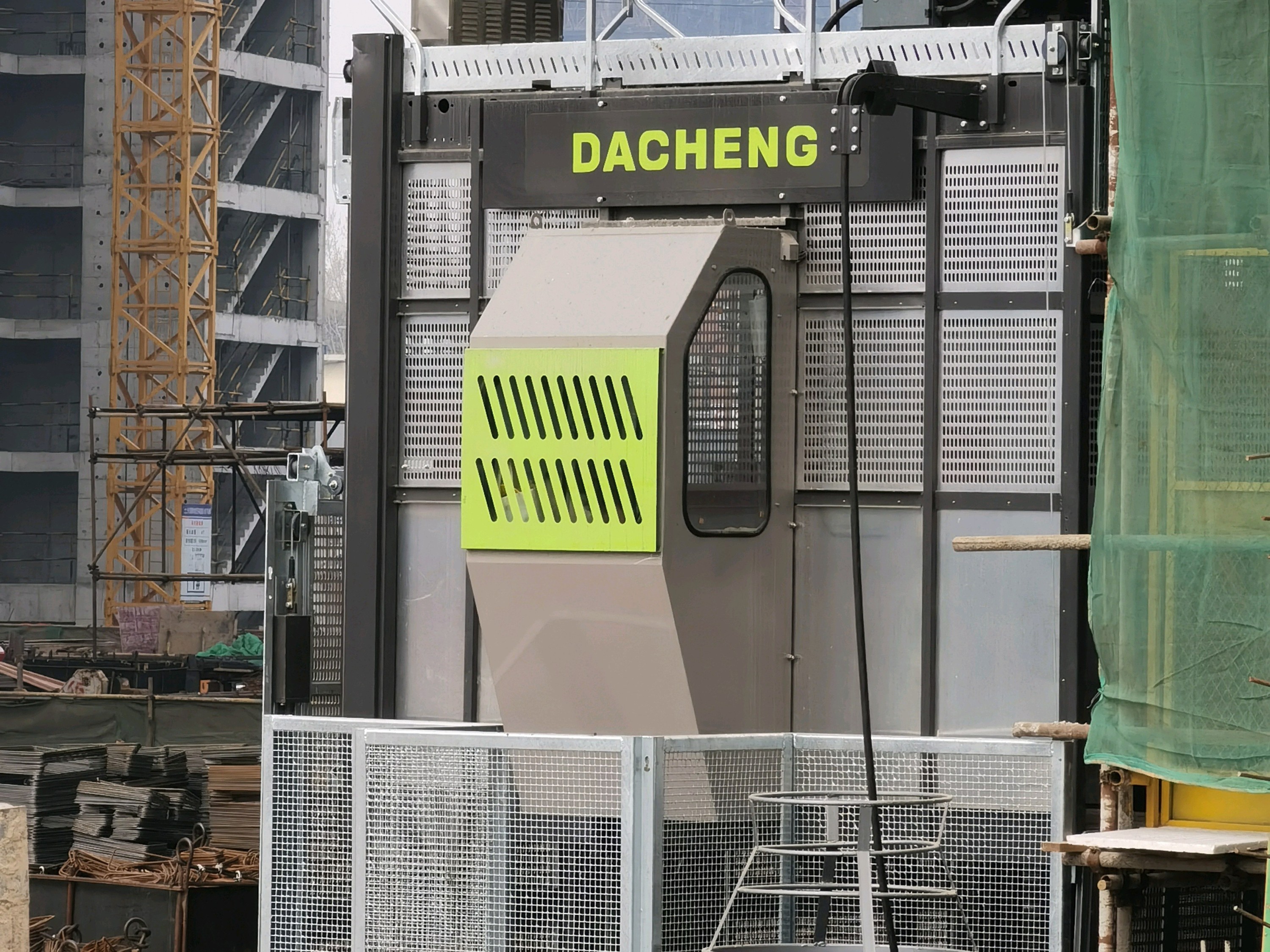 河南大誠施工電梯——您建筑施工的可靠伙伴 河南大誠施工電梯——您建筑施工的可靠伙伴